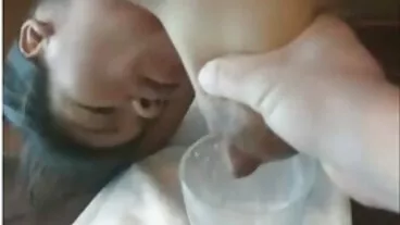 התינוקת החזה מיה לני חולקת זין עם צאט פורנו חינם לסבית