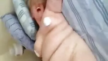 ספרן לא יכול פורנו למבוגרים לשמוע את Knob Slobin