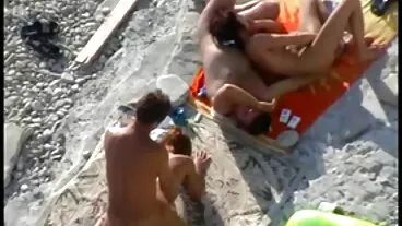 אופוריה סקסית מוניקה סקס סרטים חינם של לנה פול לצד הבריכה