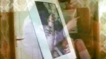 FamilySwapXXX: נחשו מי הכוס הזה בפורנו HD עם סקס חיות חינם ג'ורדן מקס ומדיסון סאמרס