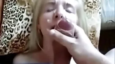 איזבלה ומנדי בא לי סקס חינם חוגגות זין