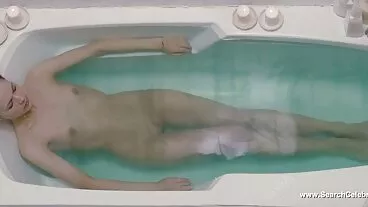 גל ג'יליאן ג'ינסון הזוהרת בפנים סרטי סקס קצרים חינם