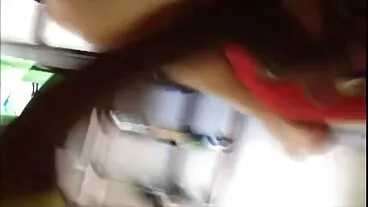 לסביות סרטי הסקס של ניקול מתוקות נהנות מפעולת אצבעות ואמבטיה חמה