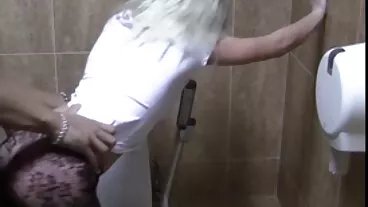 סטפמה בחורה מזיינת גבר חדשה לגמרי מראה איך להשפריץ! - קנזי ריבס