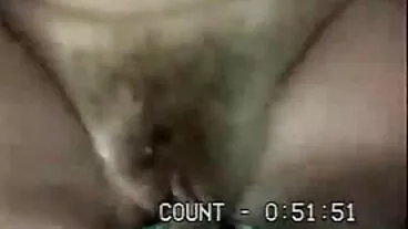 Cockgobbling בחורה משתינה מזדמן במהלך השיעור!