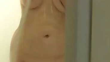סקסי BBW Angel DeLuca דפוק חזק מזיין את המנקה