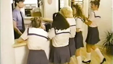 ג'ינברה בלוצ'י סקס חינם לסביות המדהימה נדפקת ממש בכוס