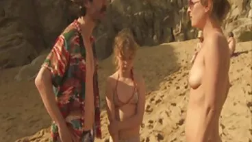 Brazzers: כרית חצי-זמן גיבשת מזיין את המנקה עם אוהד חרמן בפורנו-HD