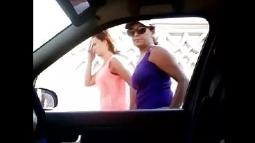 בייב בלונדינית ריילי סטיל נשלטת מצלמות xxx על ידי Inked Chap