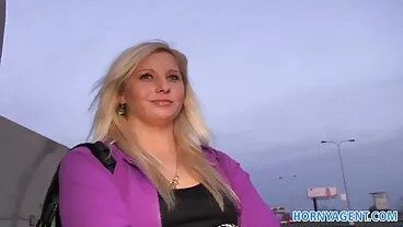 משחק Brazzers: Busty Violet Myers הופסק על ידי פורנו לסביות חינם דונג שחור גדול בפורנו-HD