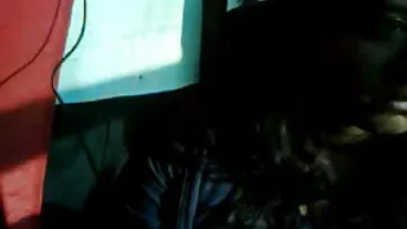 שתי סקס חינם לסביות יפהפיות צעירות אוהבות לעשות קצת אנאלי